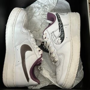 White claw custom Air Force ones. Slightly wore 4 times